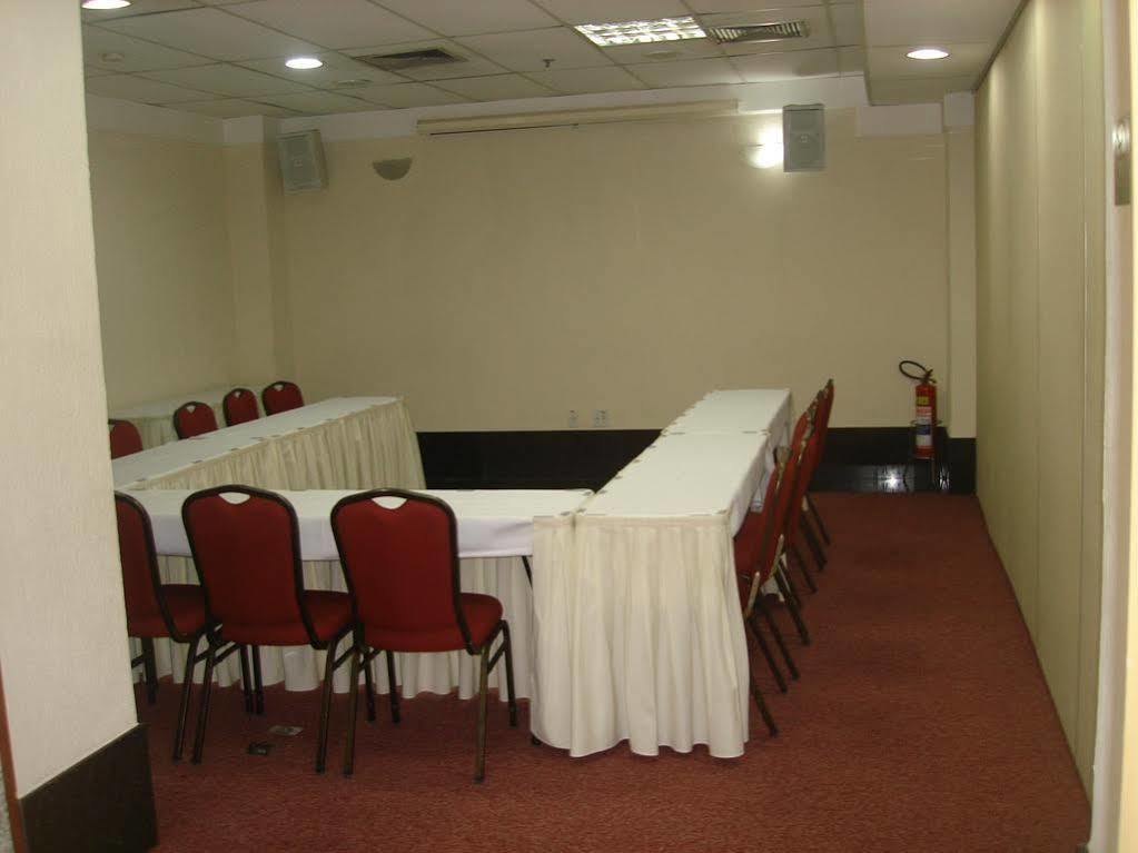 Vitoria Praia Hotel Extérieur photo